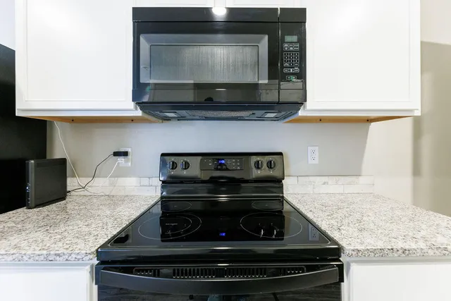 $1,395 | 7535 32nd Street, Lubbock, TX 79407