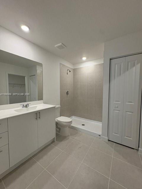 17435 Southwest 285th Street Homestead, FL 33033 - Photo 16 of 24 a bathroom with a toilet sink and shower