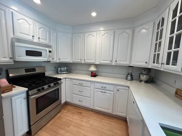 $675,000 | 15 Prentiss Way, Exeter, NH 03833