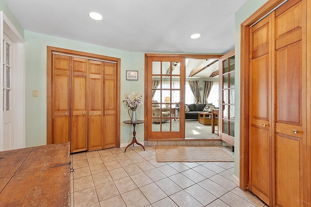 3 Trotting Road Chelmsford, MA 01824 - Photo 2 of 42 Gallery Image 2