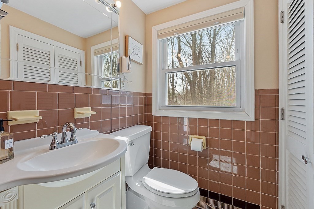 3 Trotting Road Chelmsford, MA 01824 - Photo 22 of 42 Gallery Image 22