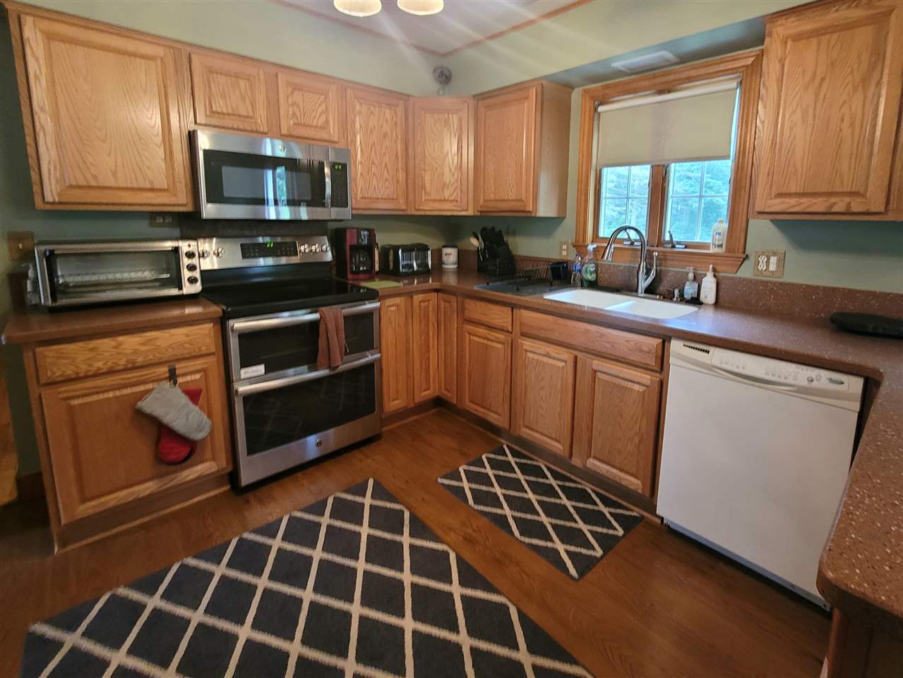 12473 Tuscola Road Clio, MI 48420 - Photo 2 of 39 Updated Kitchen