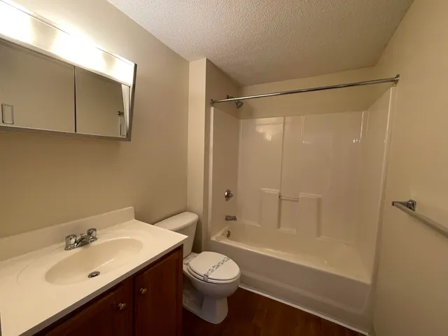 $1,987 | 96 Powers Street, Unit 208, Milford, NH 03055