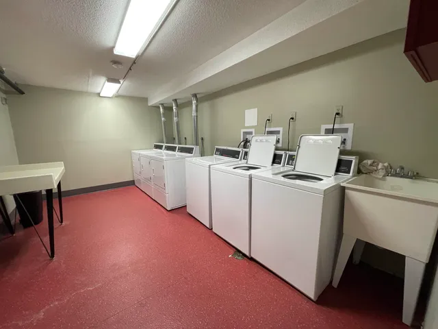 $1,987 | 96 Powers Street, Unit 208, Milford, NH 03055