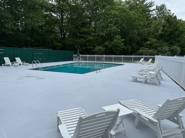 $1,987 | 96 Powers Street, Unit 208, Milford, NH 03055