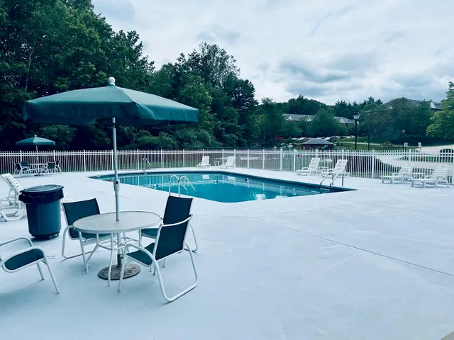 $1,987 | 96 Powers Street, Unit 208, Milford, NH 03055