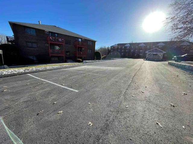 $1,987 | 96 Powers Street, Unit 208, Milford, NH 03055