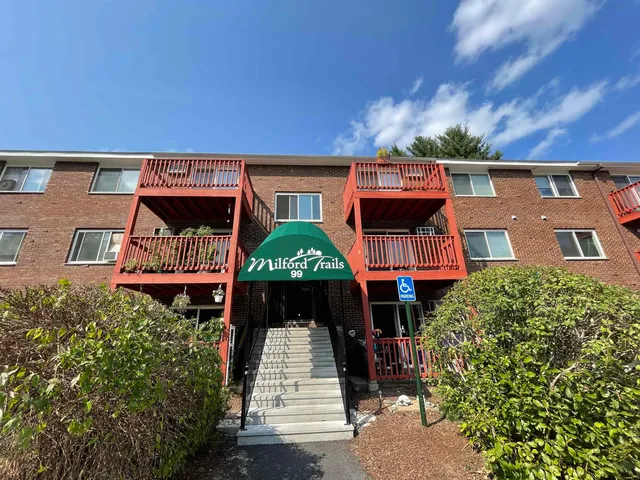 $1,987 | 96 Powers Street, Unit 208, Milford, NH 03055