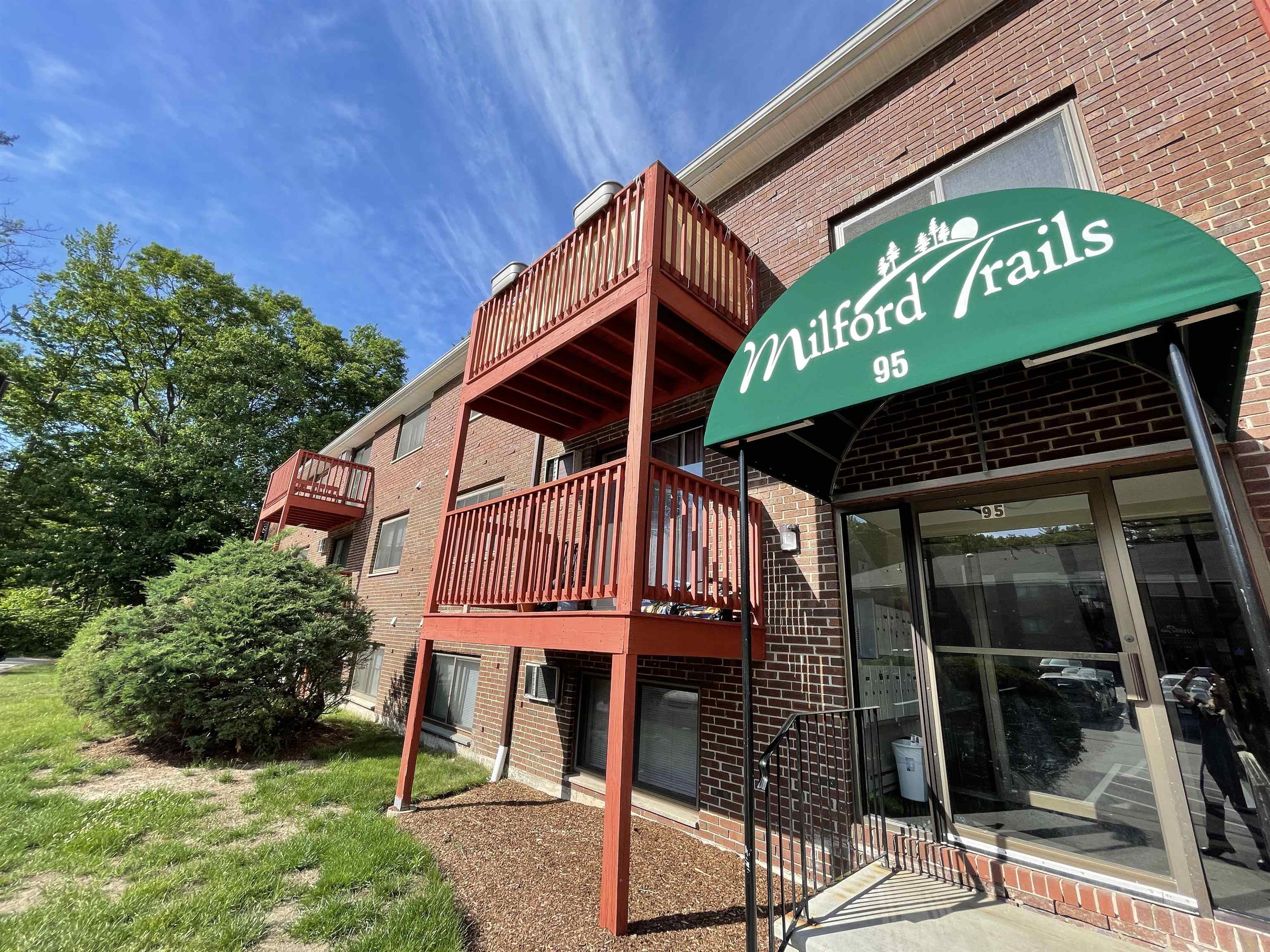 96 Powers Street, Unit 208 Milford, NH 03055 - Photo 5 of 45