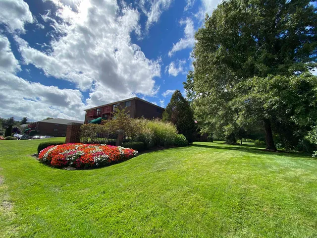 $1,987 | 96 Powers Street, Unit 208, Milford, NH 03055