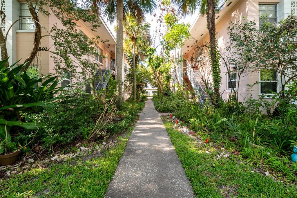 802 Rugby Street, Unit B Orlando, FL 32804 - Photo 2 of 28