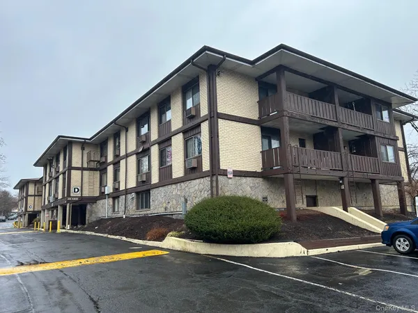 $50,000 | 256 North Main Street, Unit D10, Spring Valley, NY 10977