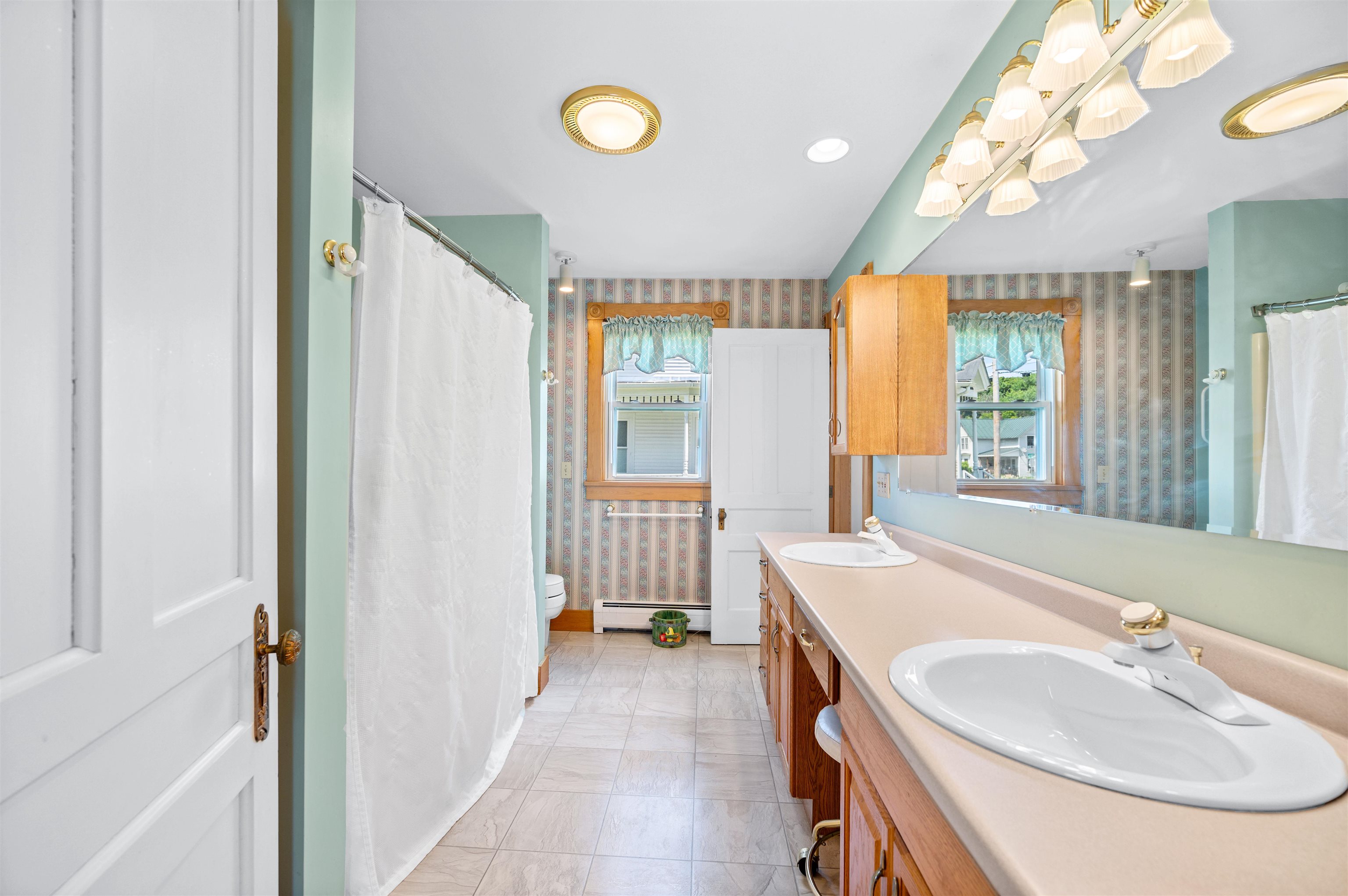 55 Maple Avenue Barre, VT 05641 - Photo 22 of 45