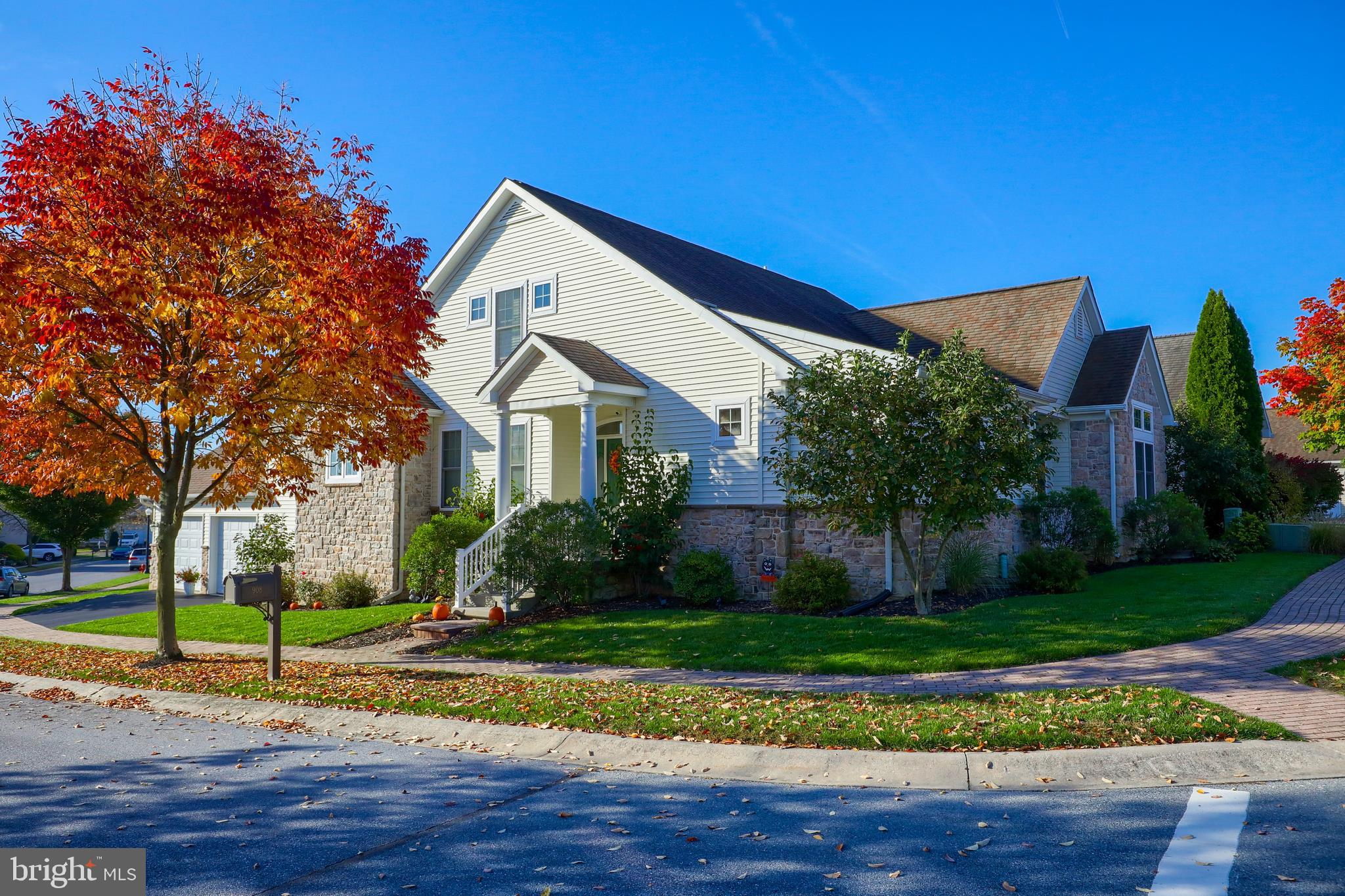 908 Sloan Street Lititz, PA 17543 - Photo 1 of 66