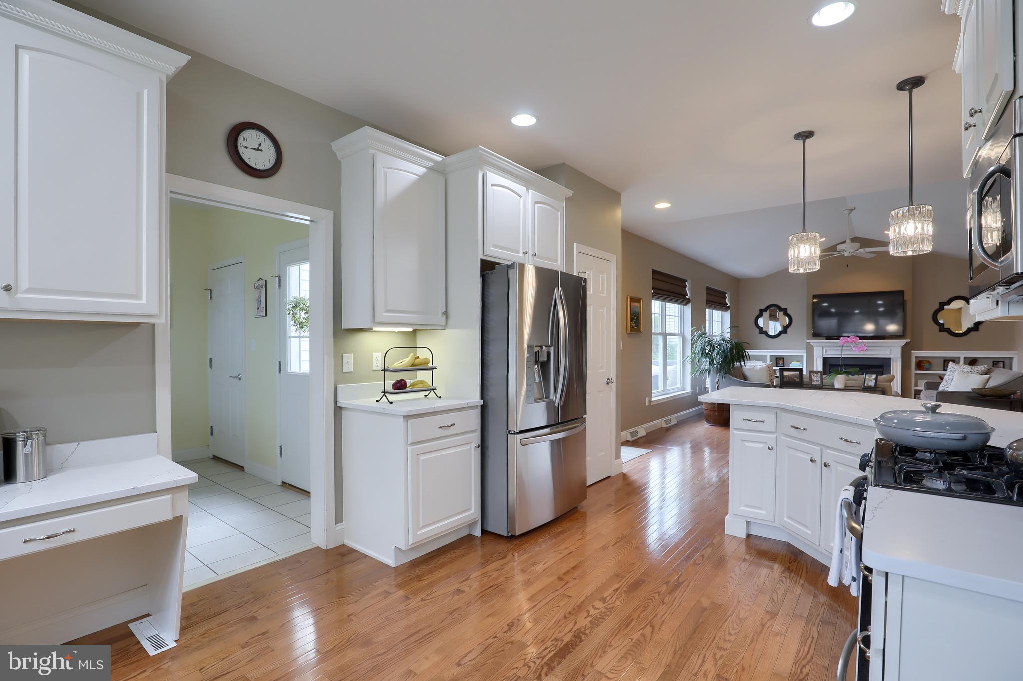 908 Sloan Street Lititz, PA 17543 - Photo 6 of 66