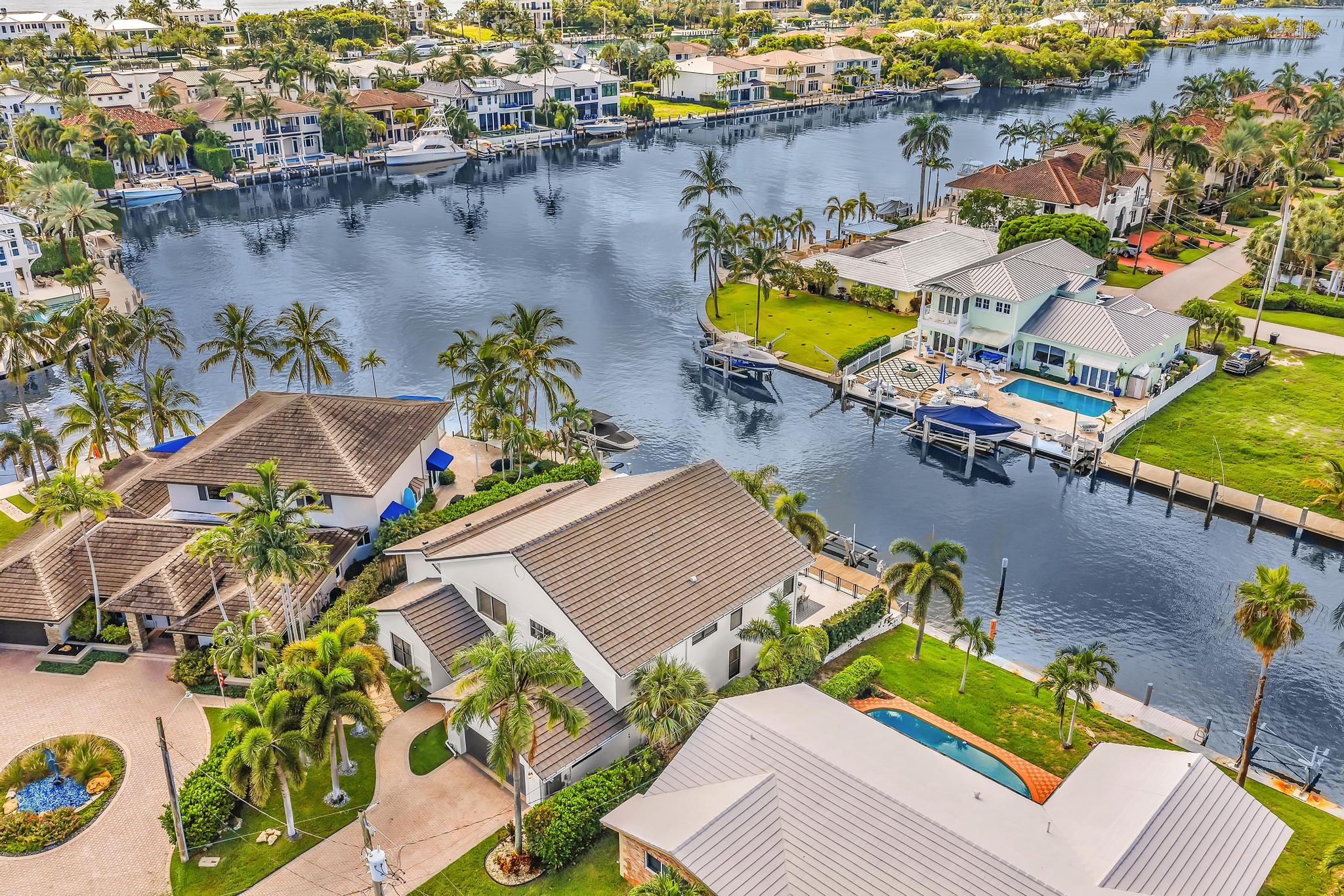 2888 Northeast 33rd Street Lighthouse Point, FL 33064 - Photo 103 of 129 DJI_20250911103737_0011_D