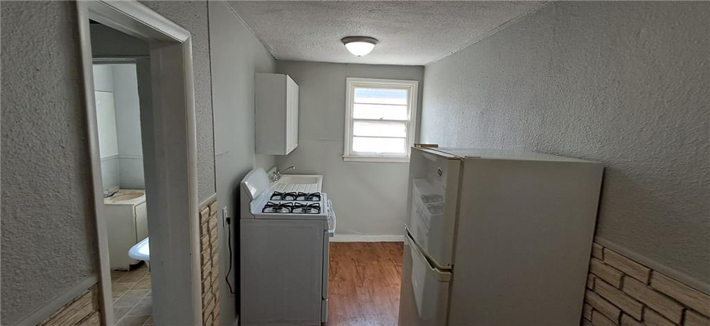 1022 Ridenbaugh Street, Unit B 5 St. Joseph, MO 64501 - Photo 3 of 6