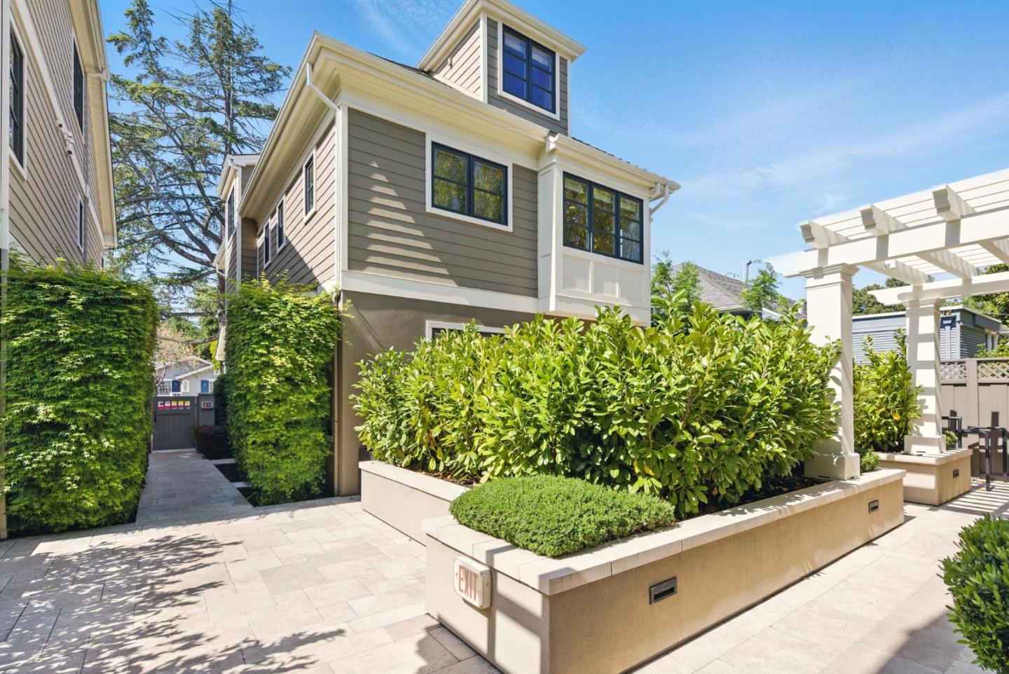 958 California Street Mountain View, CA 94041 - Photo 24 of 25 a front view of a house with garden