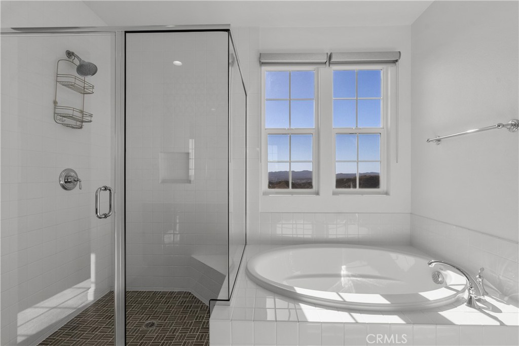 20828 Bur Oak Circle Porter Ranch, CA 91326 - Photo 31 of 43 a bathroom with a tub