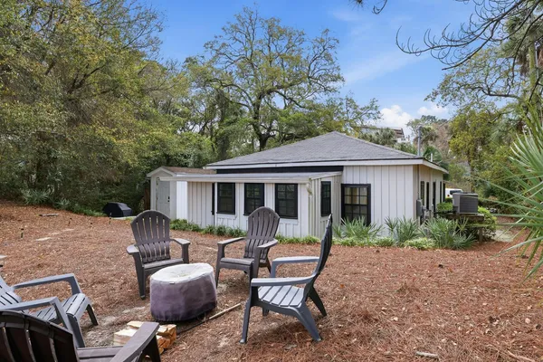 $1,185,000 | 214 East Huron Avenue, Folly Beach, SC 29439