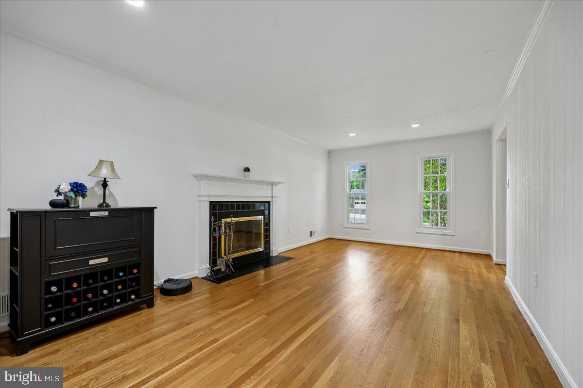 1515 Blue Meadow Road Potomac, MD 20854 - Photo 12 of 42