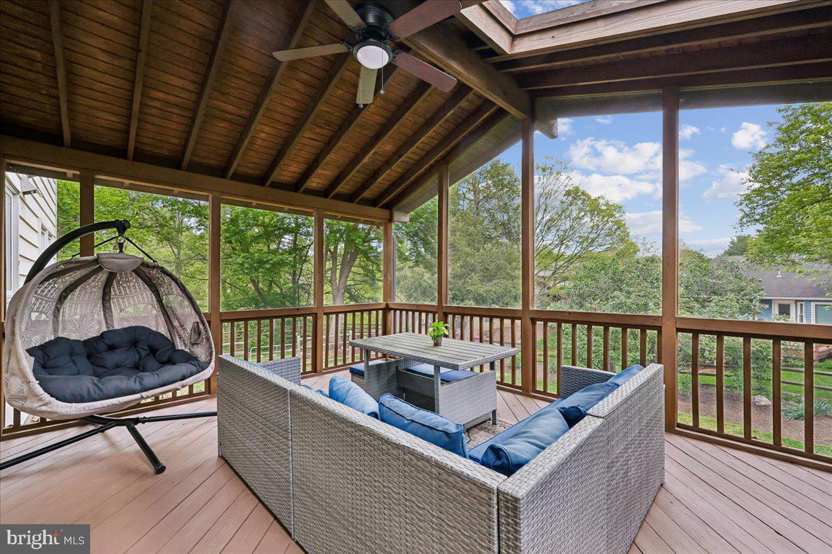 1515 Blue Meadow Road Potomac, MD 20854 - Photo 14 of 42