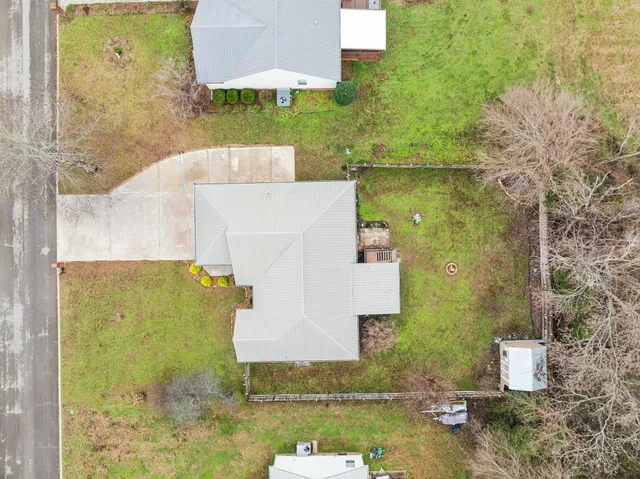 $309,900 | 196 Brookfield Circle, Winchester, TN 37398