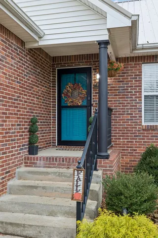 $309,900 | 196 Brookfield Circle, Winchester, TN 37398