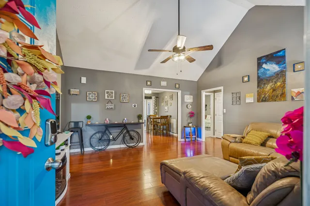 $309,900 | 196 Brookfield Circle, Winchester, TN 37398