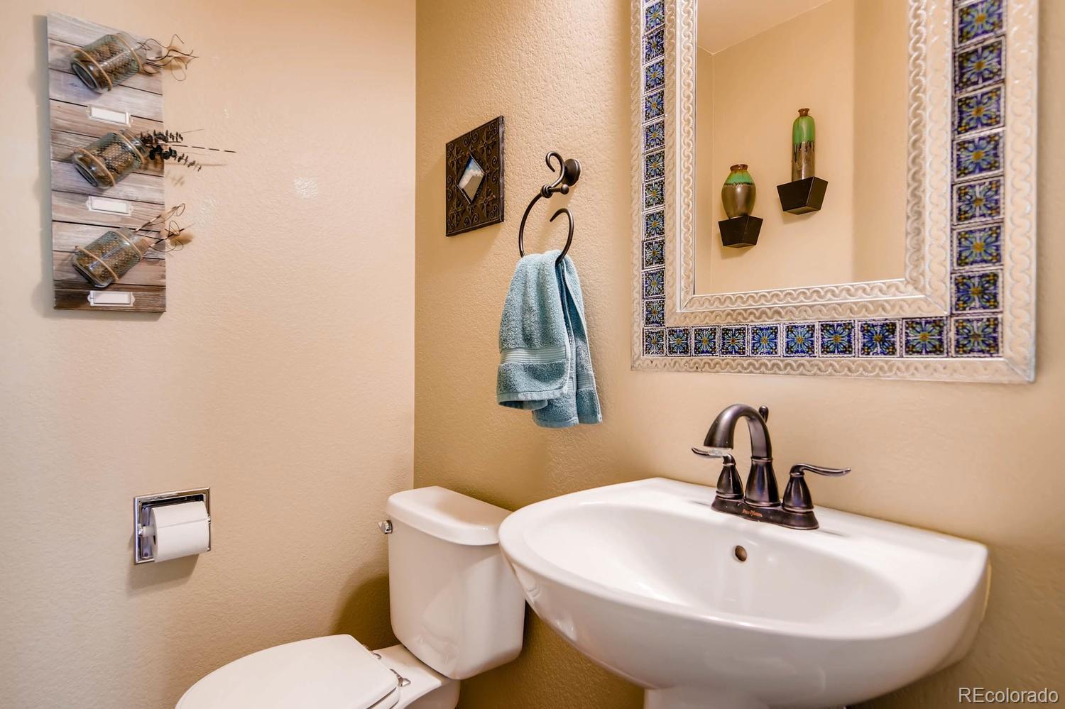 3450 Foxridge Trail Highlands Ranch, CO 80126 - Photo 13 of 29 Gallery Image 13