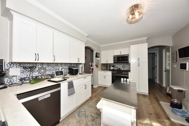 $660,000 | N95W23715 Hermitage Drive, Lisbon, WI 53017