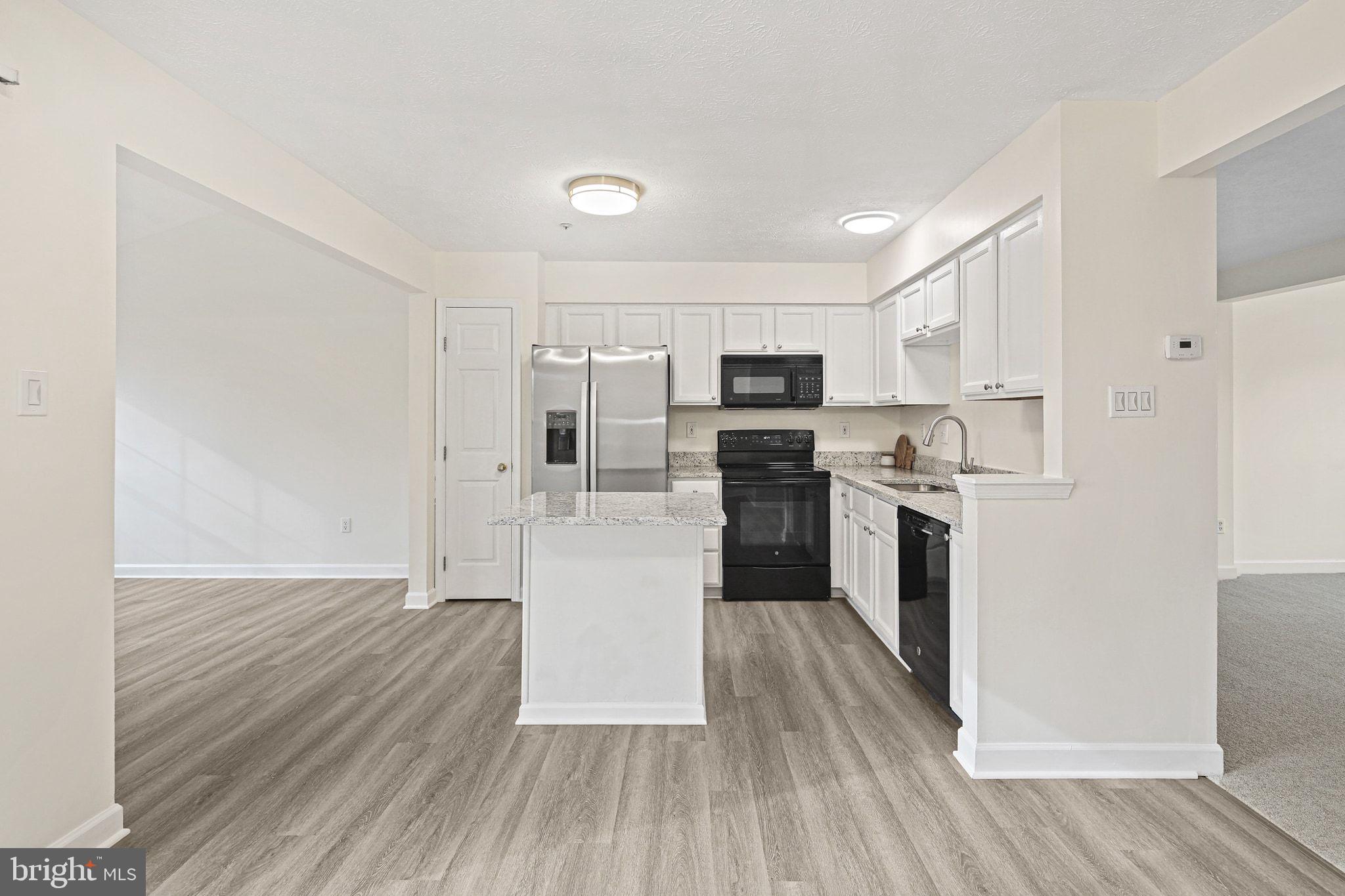 5130 Windermere Circle Rosedale, MD 21237 - Photo 7 of 36