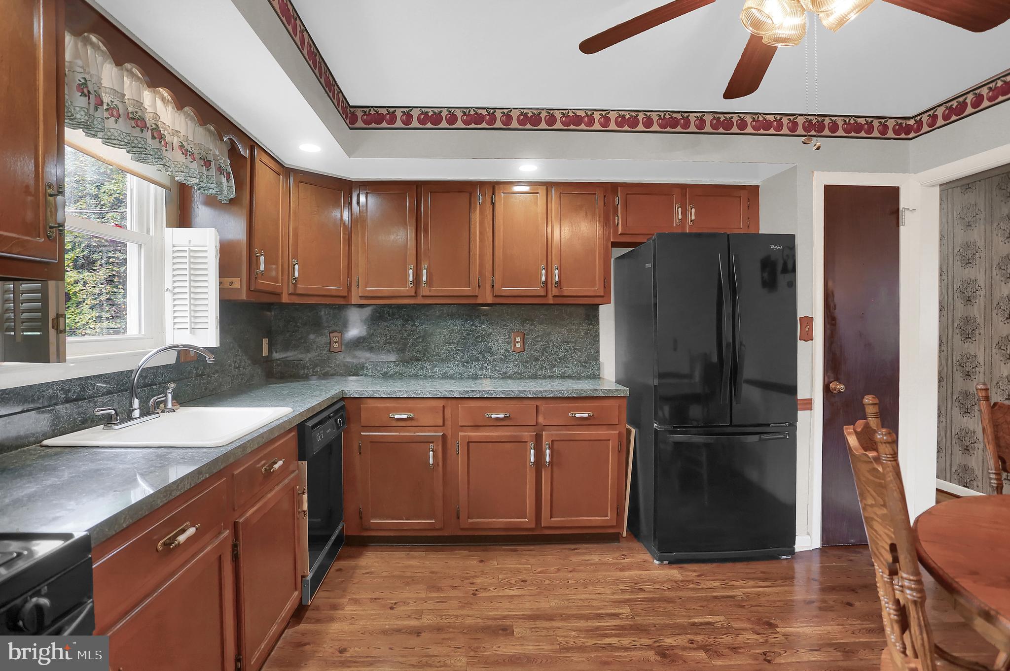 2720 Carnegie Road York, PA 17402 - Photo 14 of 48 Gallery Image 14