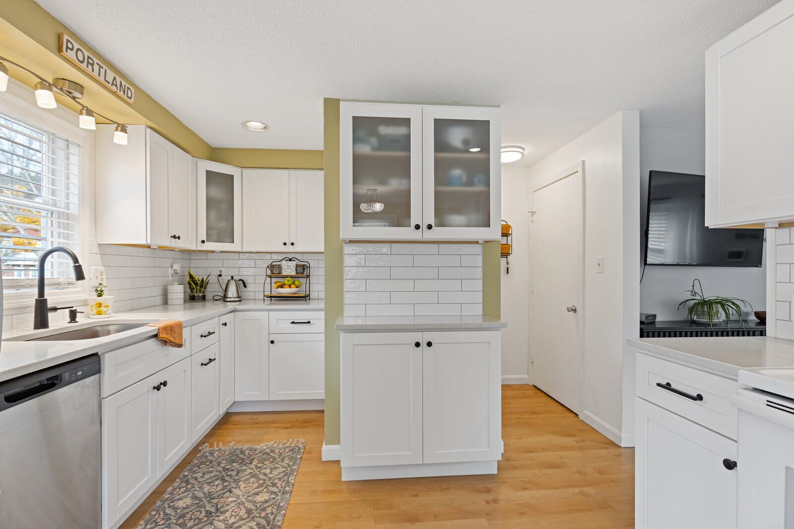 55 Lambert Street, Unit 20 Portland, ME 04103 - Photo 11 of 37 49_BP5A0654_mls