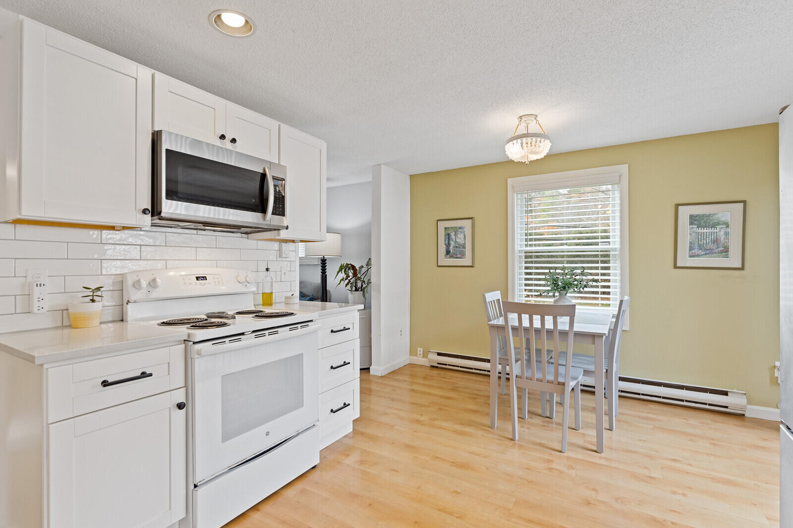 55 Lambert Street, Unit 20 Portland, ME 04103 - Photo 14 of 35 40_BP5A0681_mls