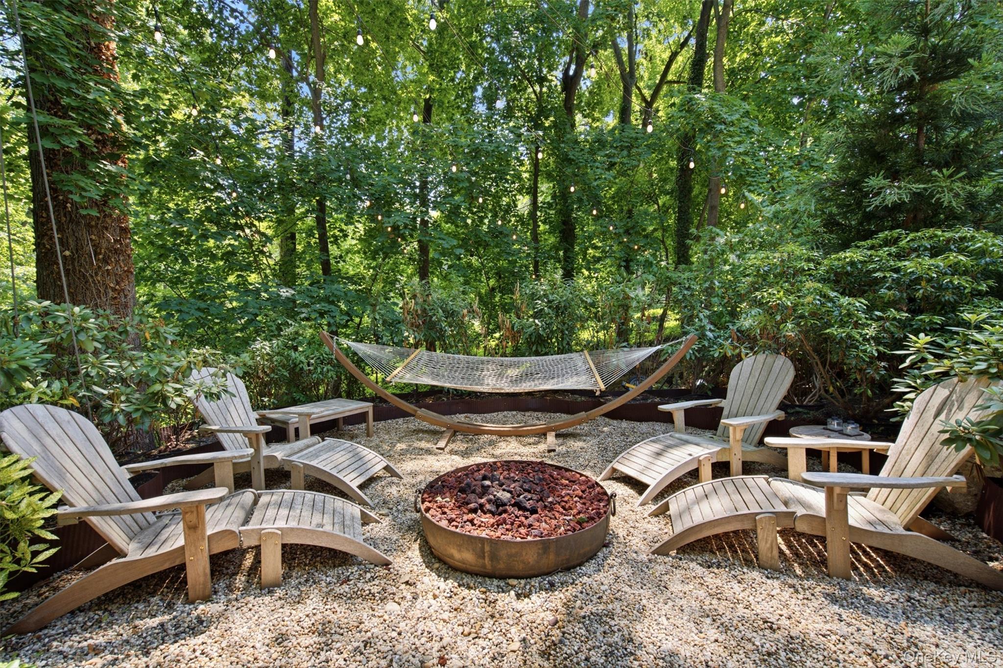 1394 Ridge Road Syosset, NY 11791 - Photo 35 of 36 Rear Property sitting area