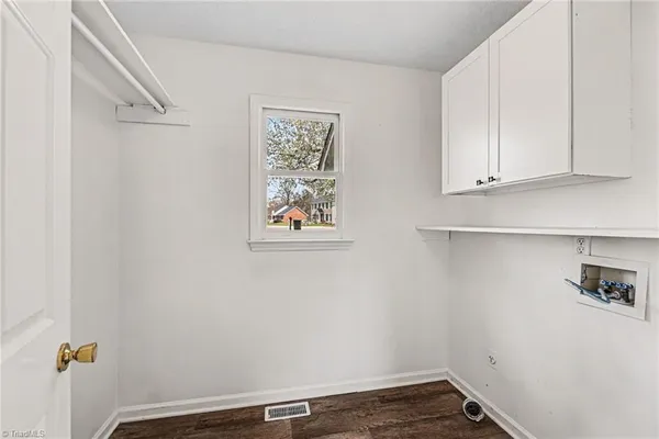 $237,000 | 401 Sherwood Court, Eden, NC 27288