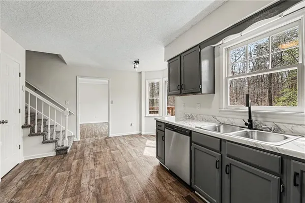 $237,000 | 401 Sherwood Court, Eden, NC 27288
