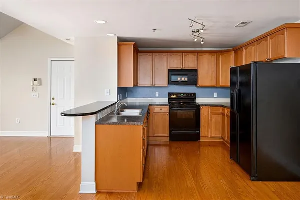 $1,380 | 4732 Tatton Park Circle, Unit 3B, Winston-Salem, NC 27103