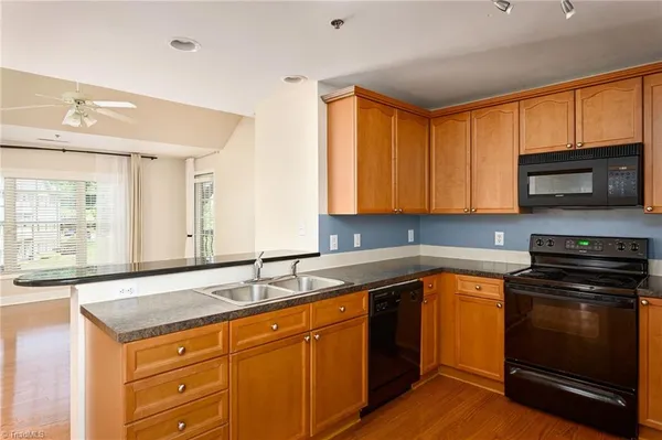 $1,380 | 4732 Tatton Park Circle, Unit 3B, Winston-Salem, NC 27103