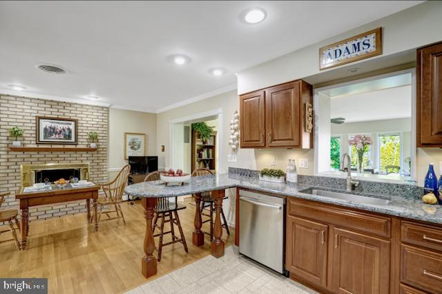 1812 A Birch Road McLean, VA 22101 - Photo 18 of 59 Charming kitchen with warm wood accents.