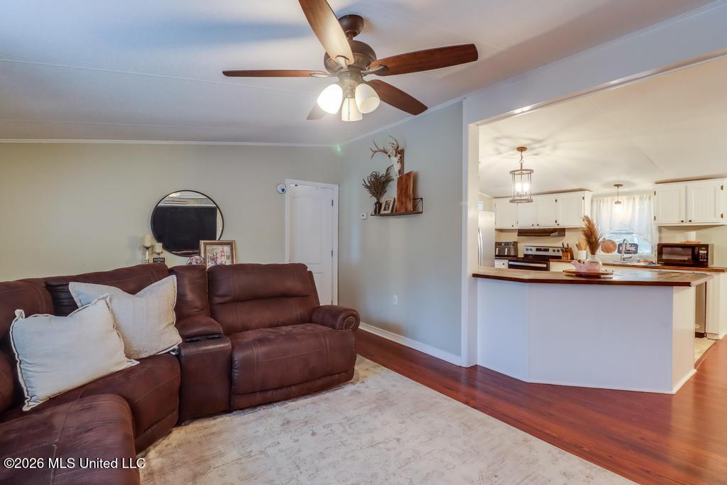 20210 Lennis Cuevas Road Saucier, MS 39574 - Photo 19 of 27 IMG_4342