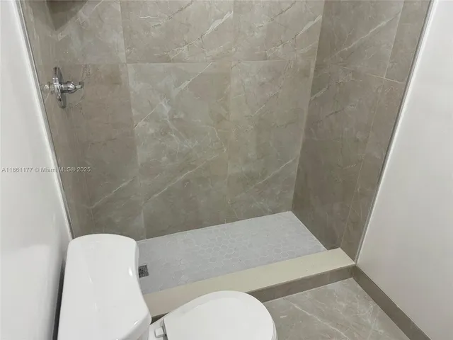 $1,800 | 732 Southwest 6th Street, Unit 732, Dania Beach, FL 33004