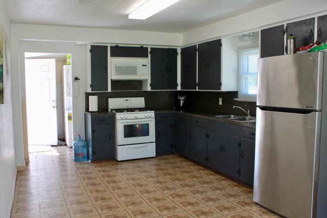 617 North Noble Road Texas City, TX 77591 - Photo 4 of 15 Kitchen