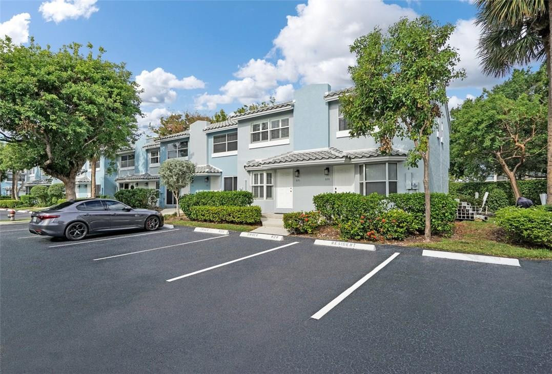 826 Jeffery Street Boca Raton, FL 33487 - Photo 2 of 41 Photo 2