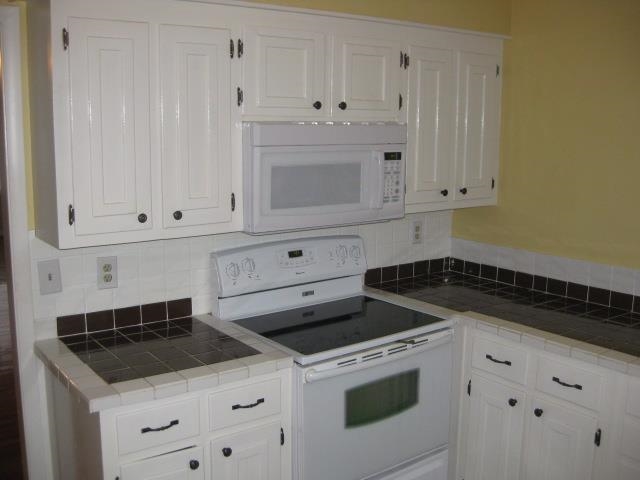 805 State Rd S-37-359 Seneca, SC 29672 - Photo 5 of 15 Gallery Image 5