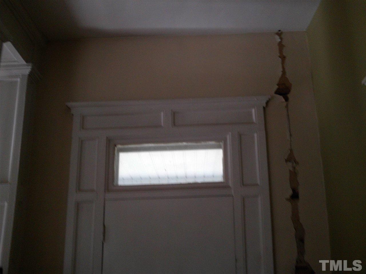 202 Heck Street Raleigh, NC 27601 - Photo 11 of 24 a view of hallway with window