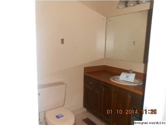 4932 15th Street Road Bessemer, AL 35023 - Photo 9 of 10
