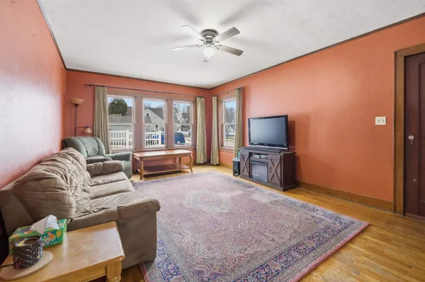 $207,000 | 12 East 2nd Street, Clintonville, WI 54929