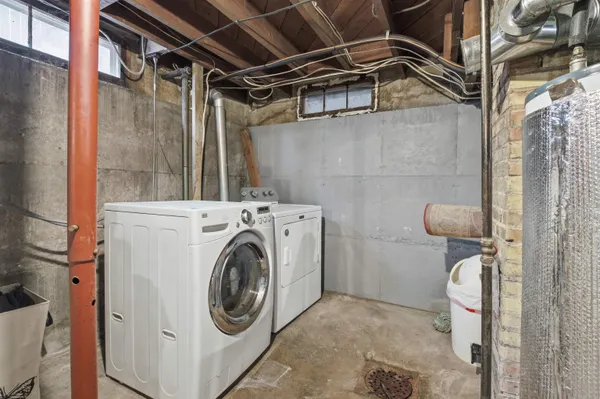 $207,000 | 12 East 2nd Street, Clintonville, WI 54929